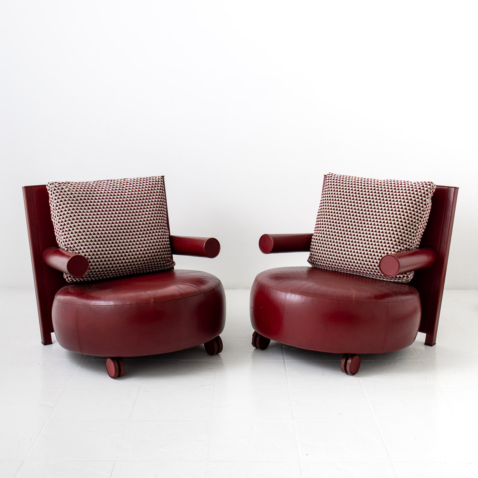 BB Italia Baisity Lounge Chairs
