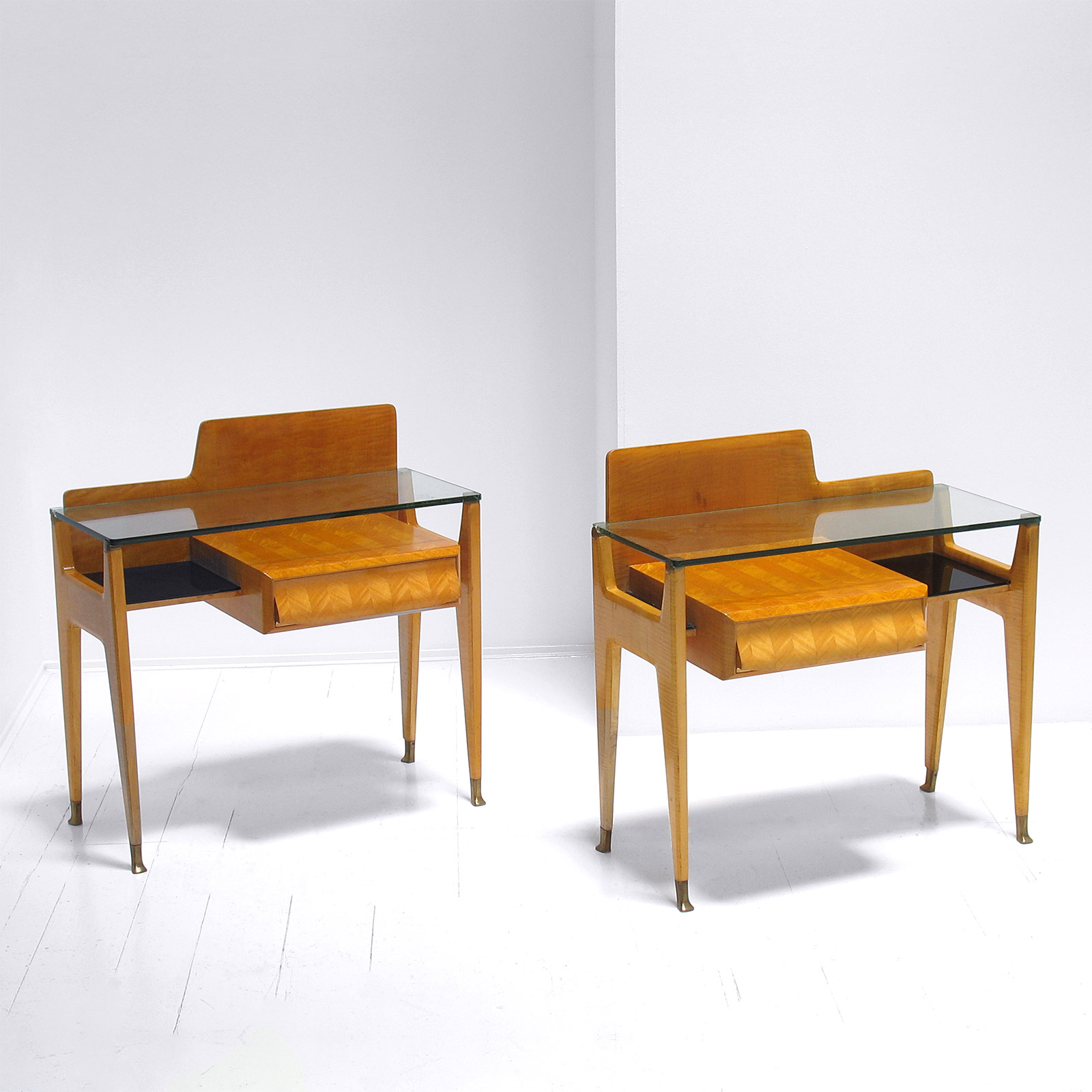 Dassi Bedside Tables